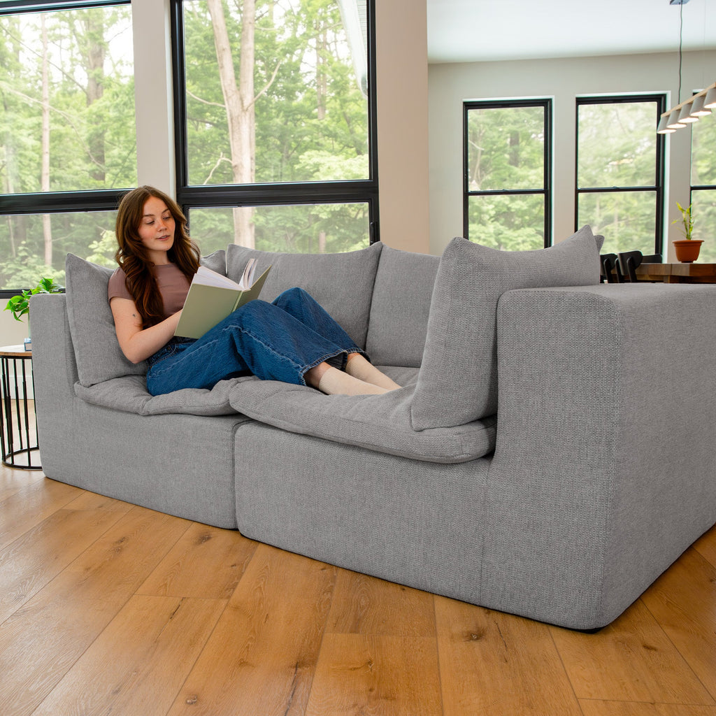Averra™ Loveseat